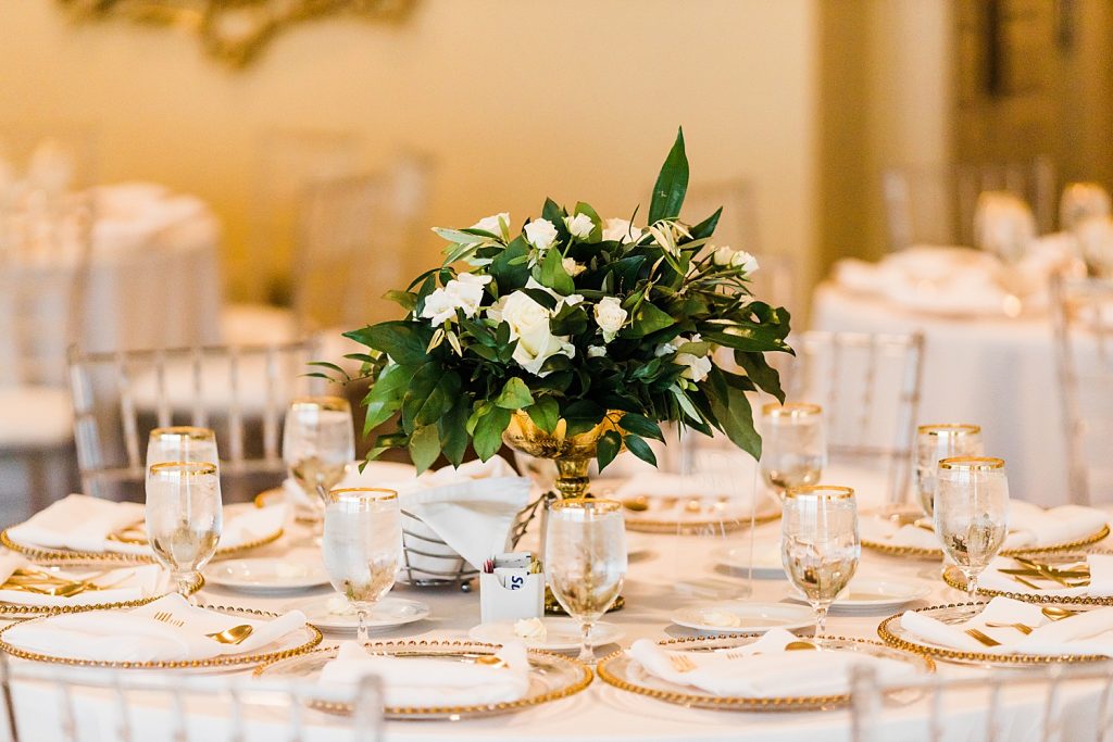 Clean & Classic Valley Brook Country Club Wedding. For more classic wedding ideas, visit burghbrides.com!