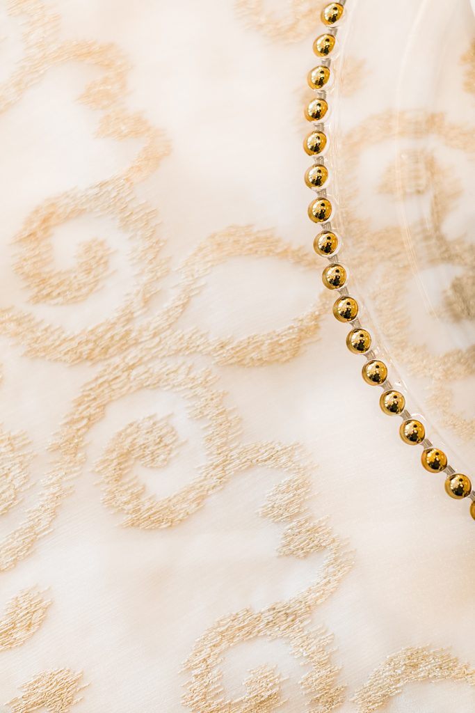 Clean & Classic Valley Brook Country Club Wedding. For more classic wedding ideas, visit burghbrides.com!