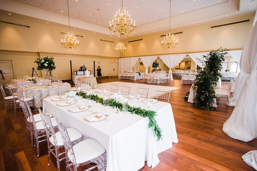 Clean & Classic Valley Brook Country Club Wedding. For more classic wedding ideas, visit burghbrides.com!