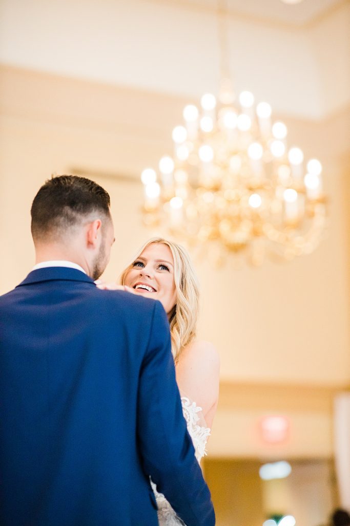 Clean & Classic Valley Brook Country Club Wedding. For more classic wedding ideas, visit burghbrides.com!