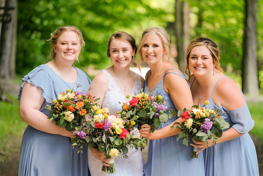 Seven Springs Wedding with Bold Colors. For more colorful wedding ideas, visit burghbrides.com!