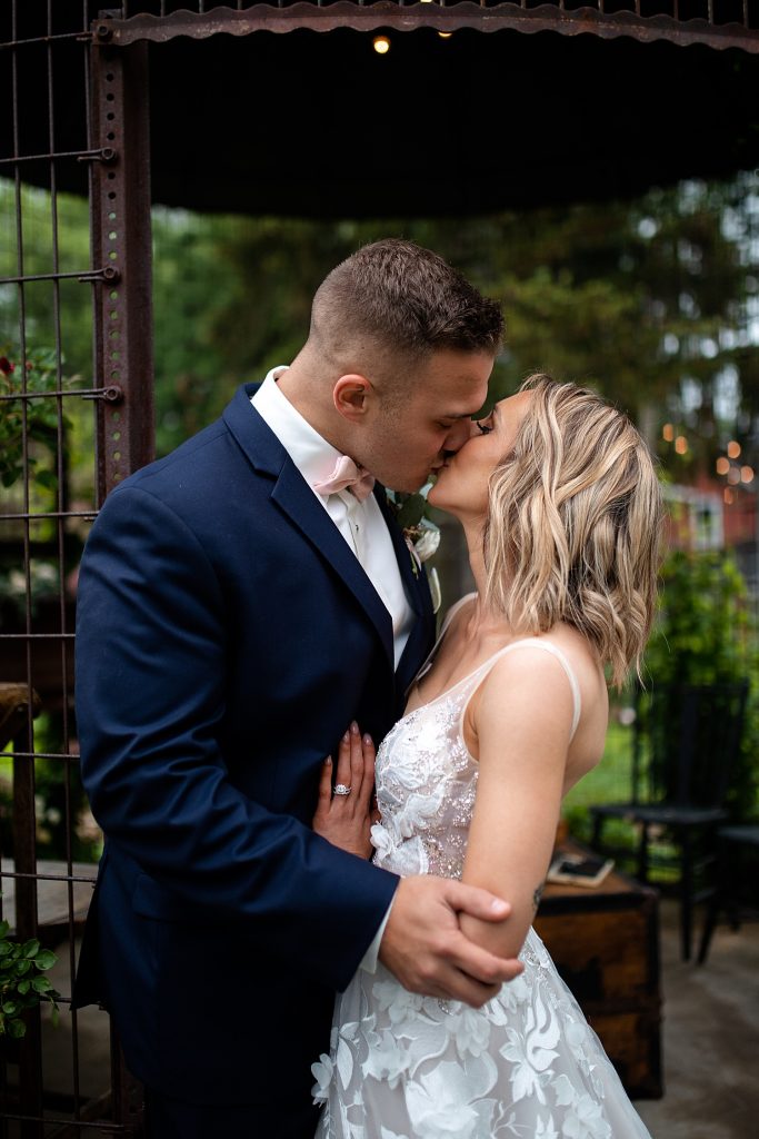 Shady Elms Farm Wedding That Oozes Romance. For more blush pink wedding ideas, visit burghbrides.com!