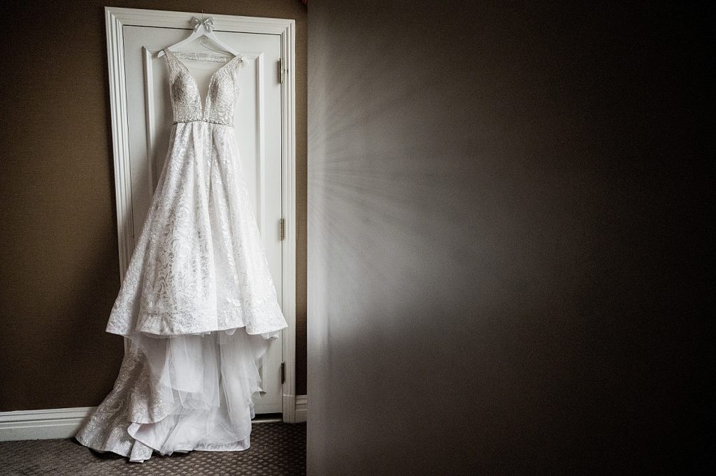 Luxurious Omni William Penn Wedding. For more luxury wedding ideas, visit burghbrides.com!