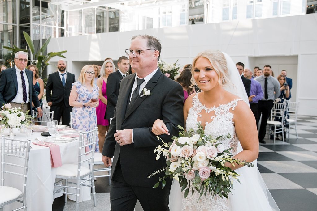 Modern Mauve Wedding at Wintergarden PPG Place. For more chic wedding ideas, visit burghbrides.com!