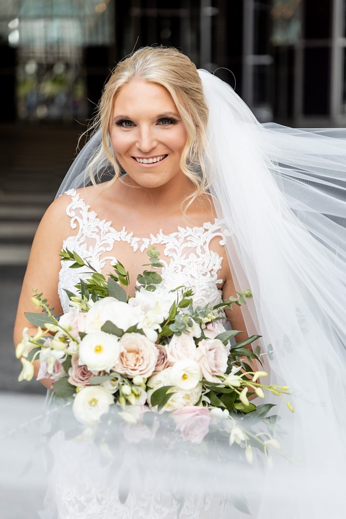 Modern Mauve Wedding at Wintergarden PPG Place. For more chic wedding ideas, visit burghbrides.com!