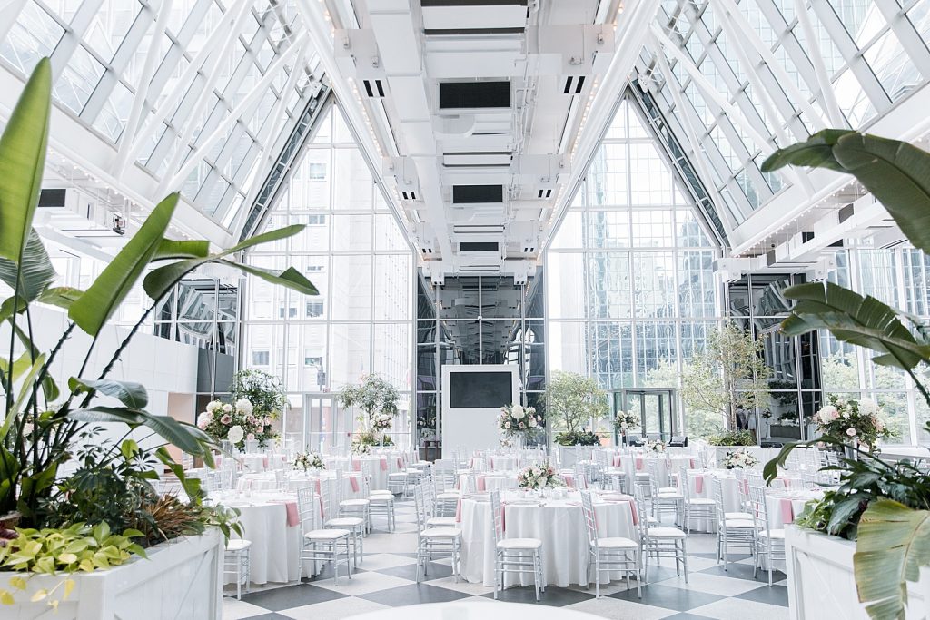 Modern Mauve Wedding at Wintergarden PPG Place. For more chic wedding ideas, visit burghbrides.com!