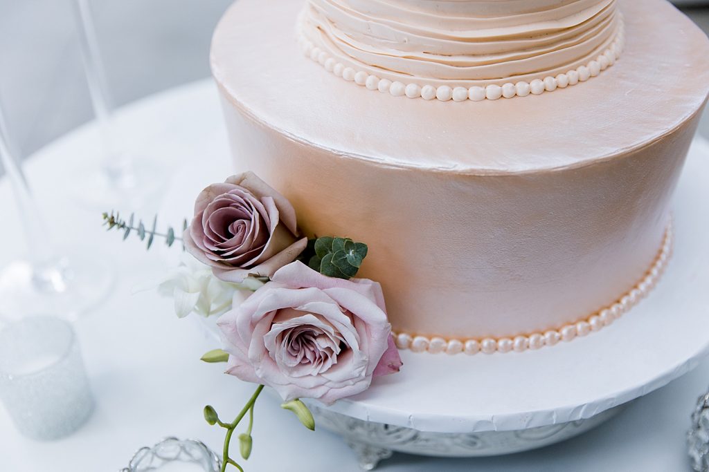 Modern Mauve Wedding at Wintergarden PPG Place. For more chic wedding ideas, visit burghbrides.com!