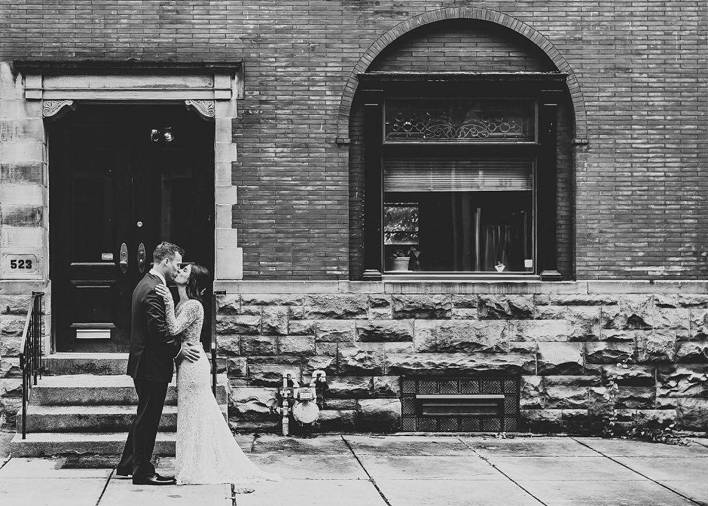 Luxe Art Deco Downtown Pittsburgh Wedding. For more modern wedding ideas, visit burghbrides.com!