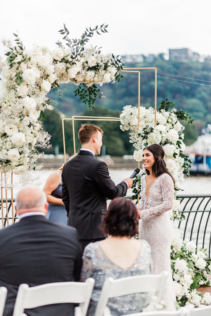 Luxe Art Deco Downtown Pittsburgh Wedding. For more modern wedding ideas, visit burghbrides.com!