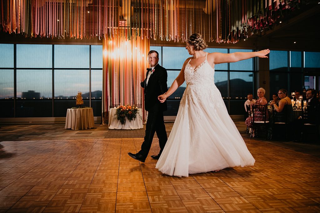 Playful Heinz History Center Wedding with Ribbon Details. For more Pittsburgh wedding ideas, visit burghbrides.com!