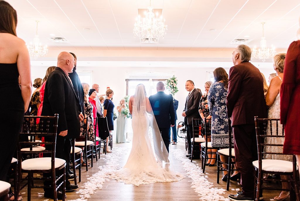 Classic Pittsburgh Inspired Wedding at Twelve Oaks Mansion. For more timeless wedding ideas, visit burghbrides.com!
