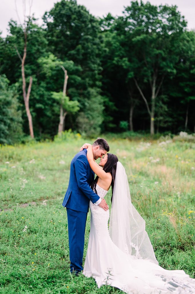 Classic Pittsburgh Inspired Wedding at Twelve Oaks Mansion. For more timeless wedding ideas, visit burghbrides.com!