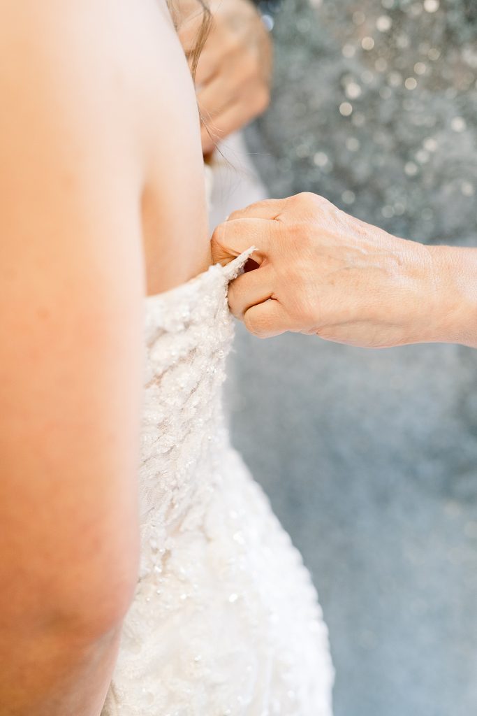 Rustic Elegant Wedding at Pine Hall at Eisler Farms. For more rustic wedding ideas, visit burghbrides.com!