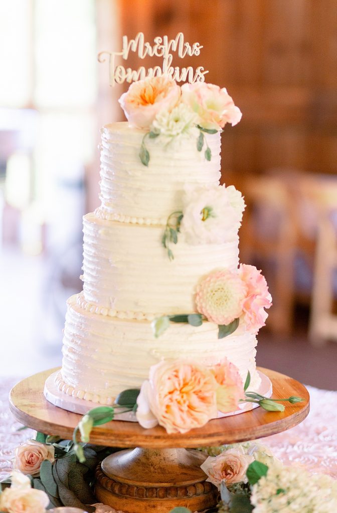 Rustic Elegant Wedding at Pine Hall at Eisler Farms. For more rustic wedding ideas, visit burghbrides.com!