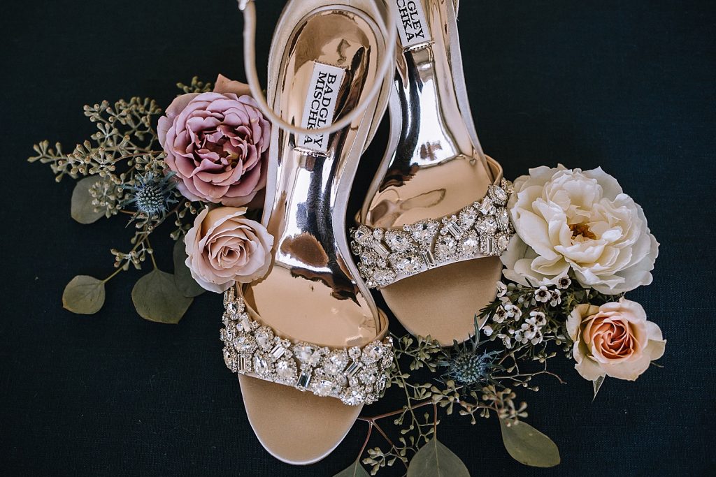 Boho Glam Wedding at Williams Golf & Country Club. For more fall wedding ideas, visit burghbrides.com!