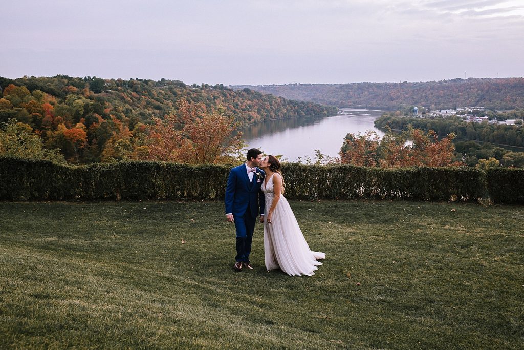 Boho Glam Wedding at Williams Golf & Country Club. For more fall wedding ideas, visit burghbrides.com!