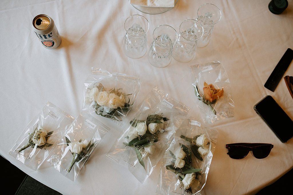 Edgewood Country Club Wedding with Nods to Pittsburgh. For more Pittsburgh wedding ideas, visit burghbrides.com!