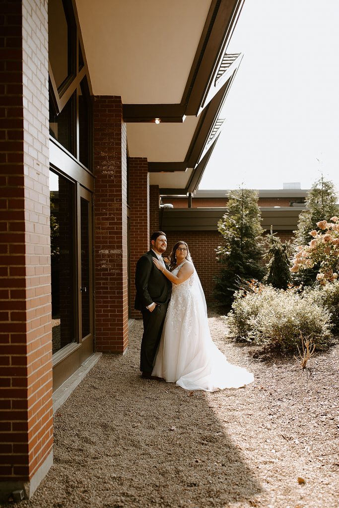 Edgewood Country Club Wedding with Nods to Pittsburgh. For more Pittsburgh wedding ideas, visit burghbrides.com!