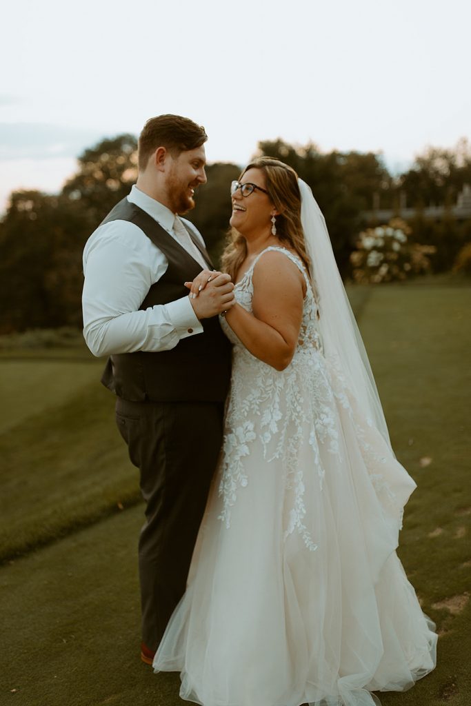 Edgewood Country Club Wedding with Nods to Pittsburgh. For more Pittsburgh wedding ideas, visit burghbrides.com!