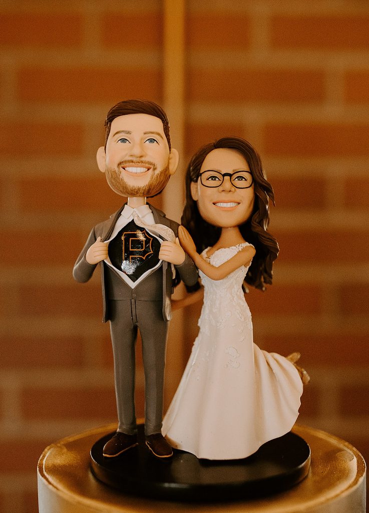 Edgewood Country Club Wedding with Nods to Pittsburgh. For more Pittsburgh wedding ideas, visit burghbrides.com!