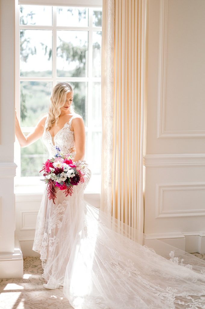 Jewel-Toned Wedding at the Pittsburgh Field Club. For more classic wedding ideas, visit burghbrides.com!