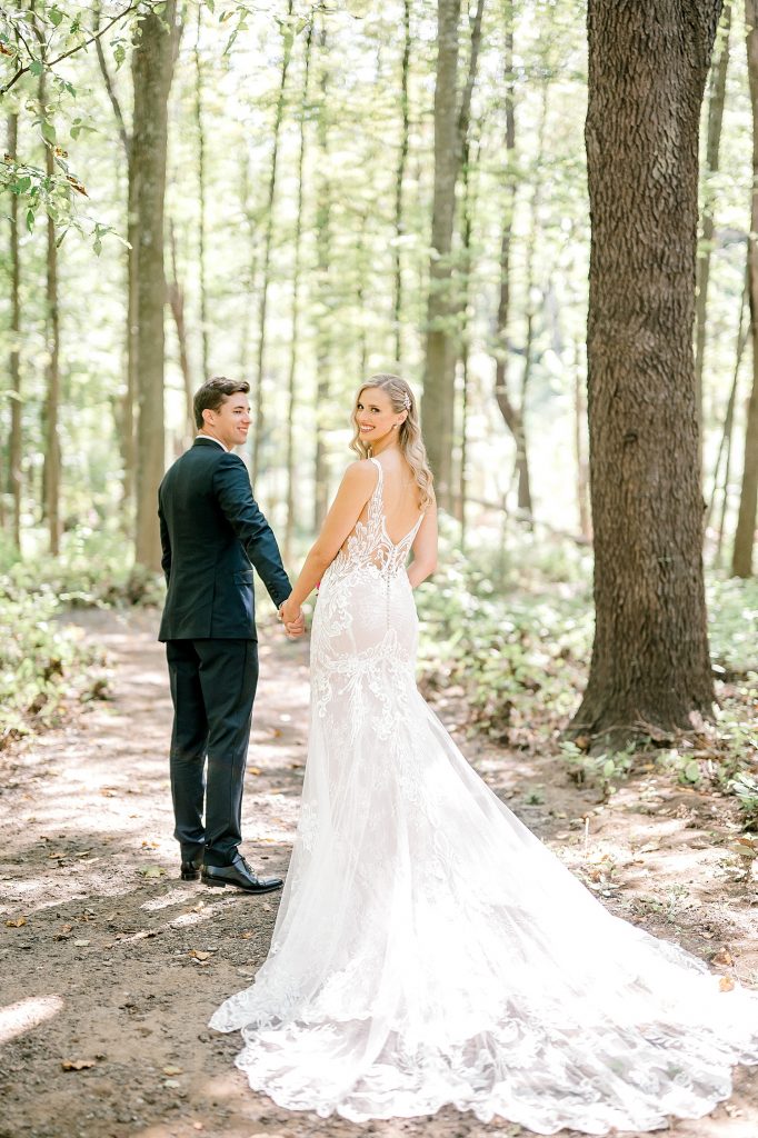 Jewel-Toned Wedding at the Pittsburgh Field Club. For more classic wedding ideas, visit burghbrides.com!