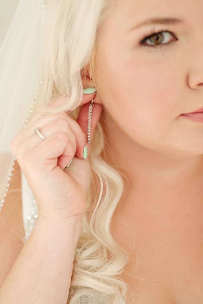 Shady Elms Farm Wedding with Mint Accents. For more rustic wedding ideas, visit burghbrides.com!