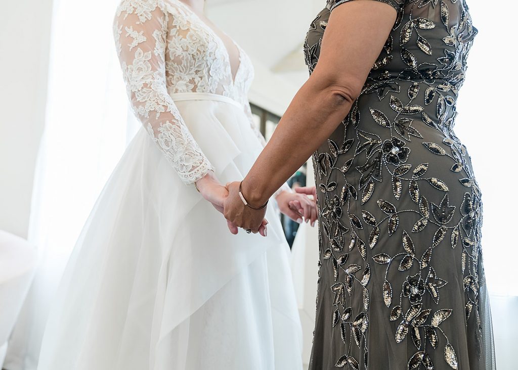 Stunning Lakeside Wedding at Bramblewood. For more rustic wedding ideas, visit burghbrides.com!
