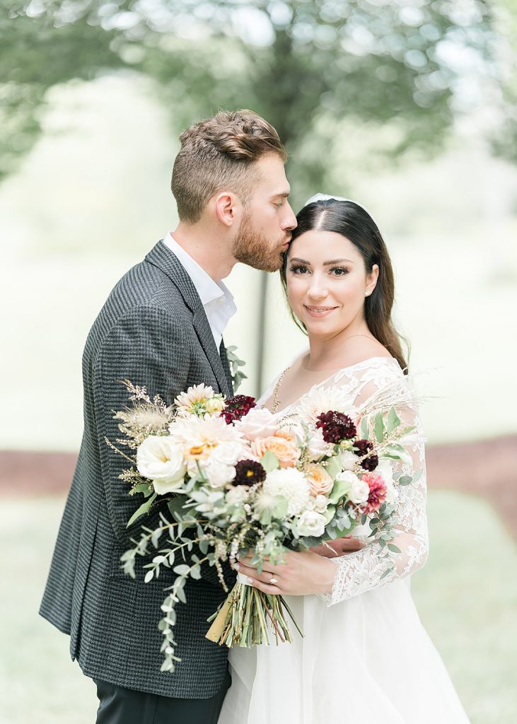 Stunning Lakeside Wedding at Bramblewood. For more rustic wedding ideas, visit burghbrides.com!