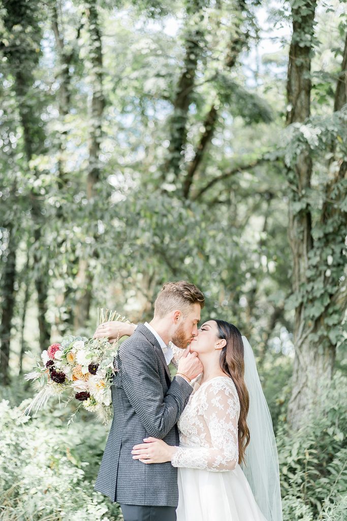 Stunning Lakeside Wedding at Bramblewood. For more rustic wedding ideas, visit burghbrides.com!