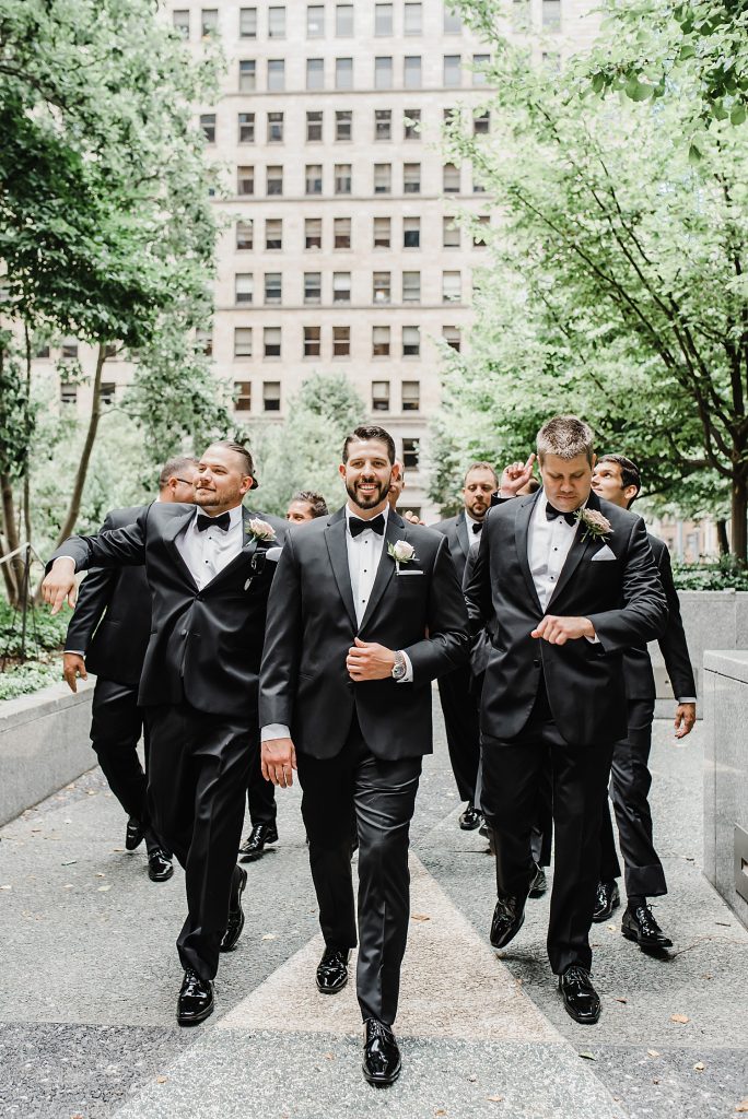 Timeless Fox Chapel Golf Club Wedding with Modern Twists. For more fine art wedding ideas, visit burghbrides.com!