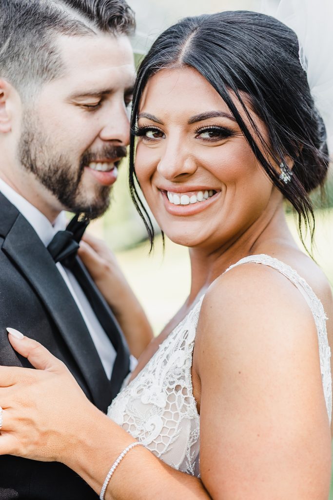 Timeless Fox Chapel Golf Club Wedding with Modern Twists. For more fine art wedding ideas, visit burghbrides.com!