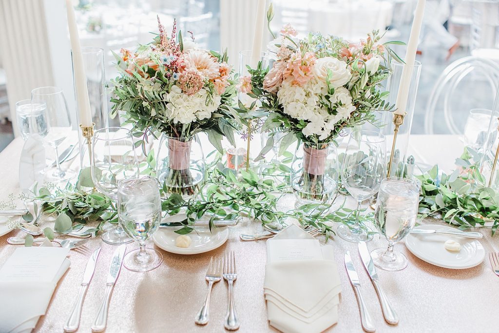 Timeless Fox Chapel Golf Club Wedding with Modern Twists. For more fine art wedding ideas, visit burghbrides.com!