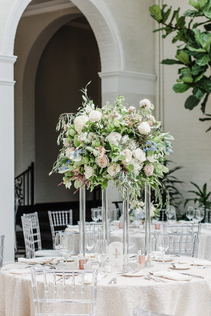 Timeless Fox Chapel Golf Club Wedding with Modern Twists. For more fine art wedding ideas, visit burghbrides.com!
