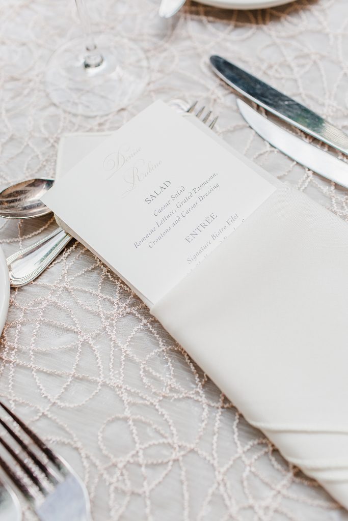 Timeless Fox Chapel Golf Club Wedding with Modern Twists. For more fine art wedding ideas, visit burghbrides.com!