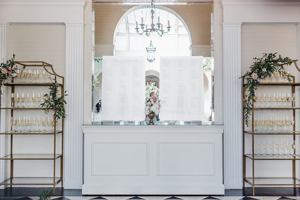 Timeless Fox Chapel Golf Club Wedding with Modern Twists. For more fine art wedding ideas, visit burghbrides.com!