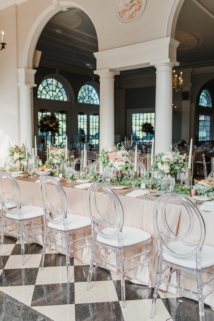 Timeless Fox Chapel Golf Club Wedding with Modern Twists. For more fine art wedding ideas, visit burghbrides.com!
