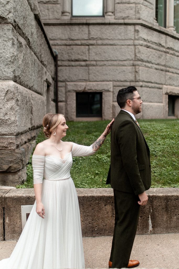 Artistic DIY Wedding at MuseumLab | Burgh Brides | Alexa Frankovitch Photography