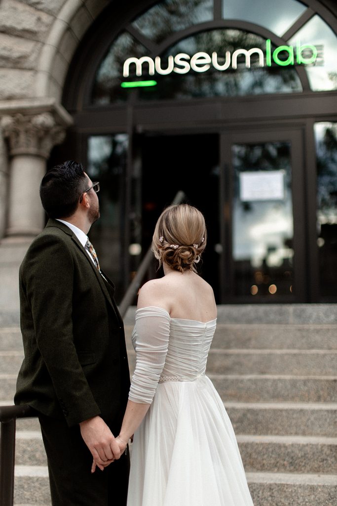 Artistic DIY Wedding at MuseumLab | Burgh Brides | Alexa Frankovitch Photography