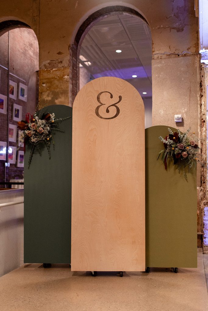 Artistic DIY Wedding at MuseumLab | Burgh Brides | Alexa Frankovitch Photography