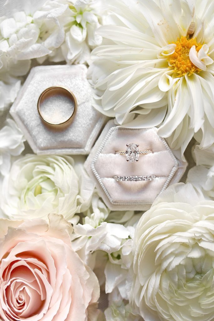 Chic City Wedding at The Pennsylvanian | Burgh Brides | Araujo Photography