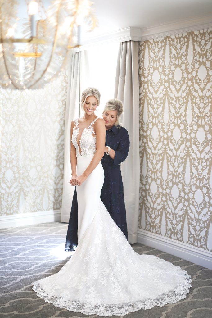 Chic City Wedding at The Pennsylvanian | Burgh Brides | Araujo Photography