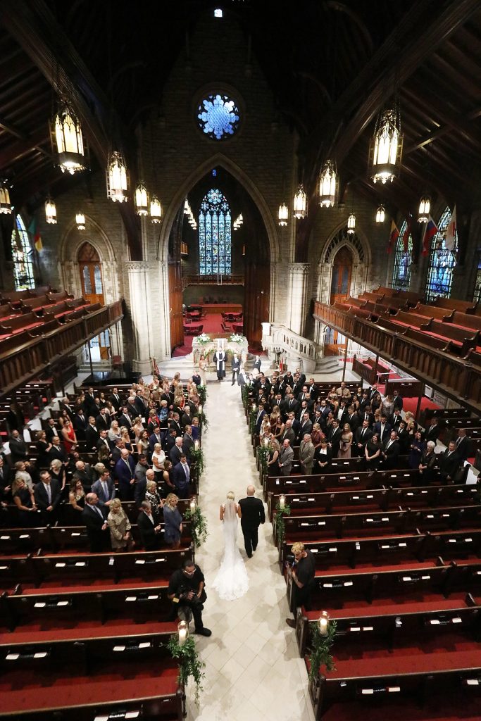 Chic City Wedding at The Pennsylvanian | Burgh Brides | Araujo Photography