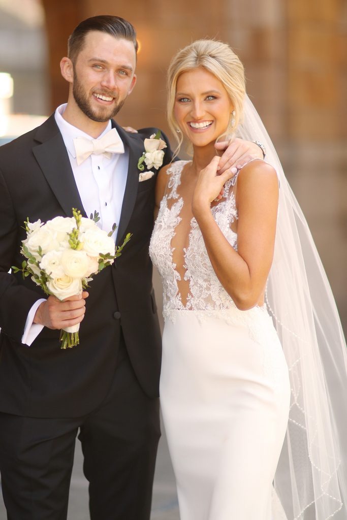 Chic City Wedding at The Pennsylvanian | Burgh Brides | Araujo Photography