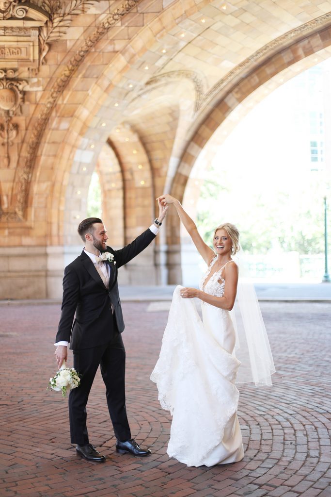 Chic City Wedding at The Pennsylvanian | Burgh Brides | Araujo Photography