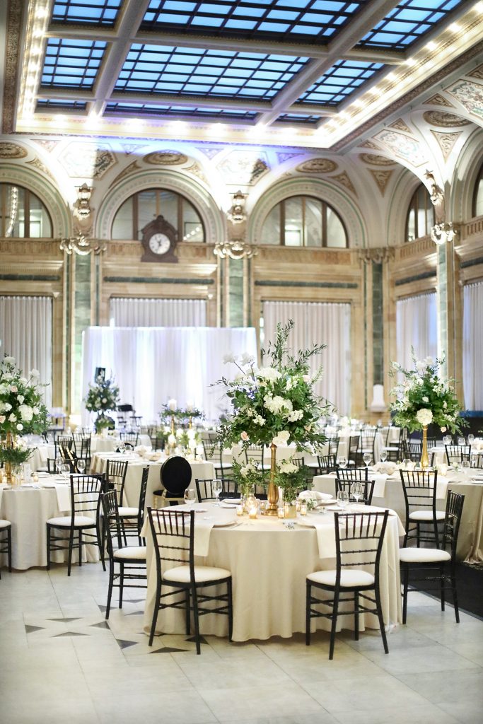 Chic City Wedding at The Pennsylvanian | Burgh Brides | Araujo Photography