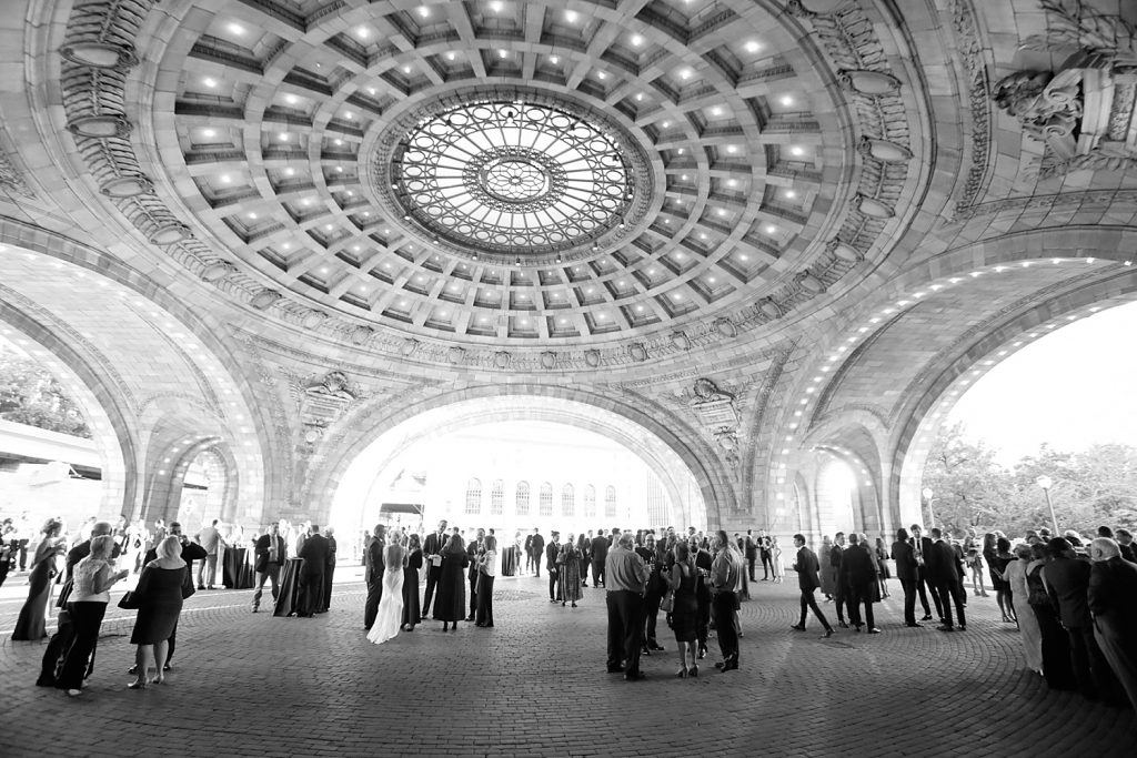 Chic City Wedding at The Pennsylvanian | Burgh Brides | Araujo Photography