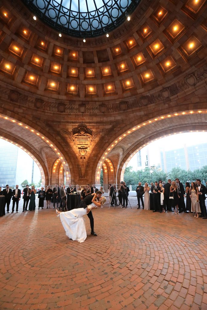 Chic City Wedding at The Pennsylvanian | Burgh Brides | Araujo Photography