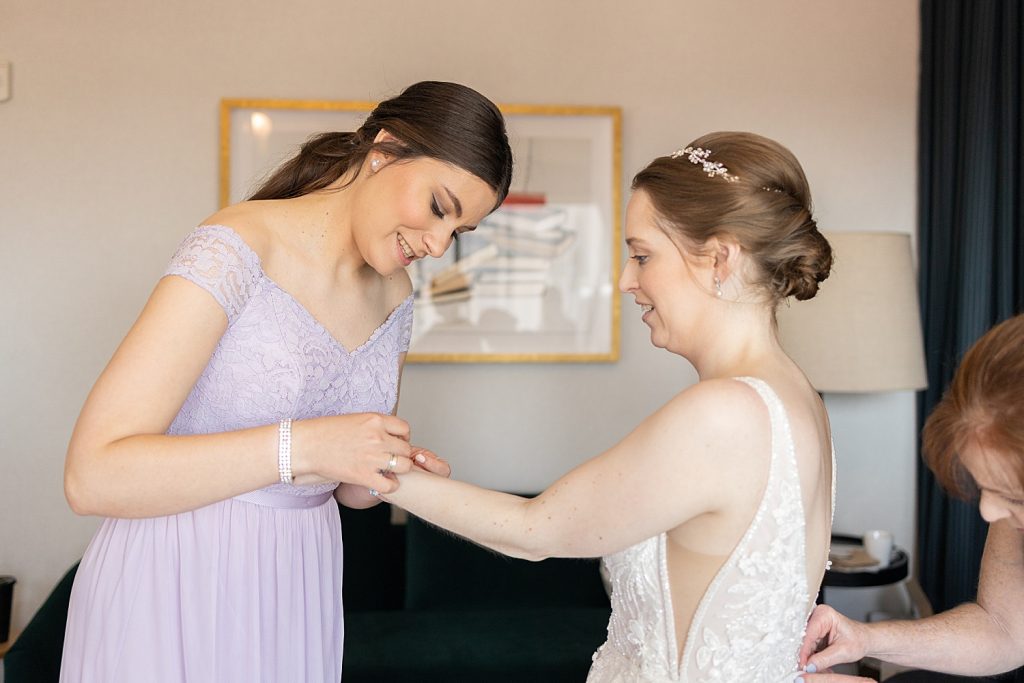 Garden Inspired Soldiers & Sailors Museum Wedding | Burgh Brides | Dana Lynn Photography