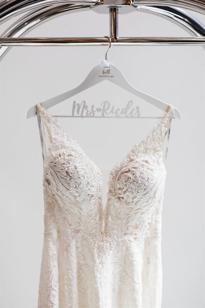 Modern & Bold Riverfront Weddings Celebration | Burgh Brides | Steven Dray Photography